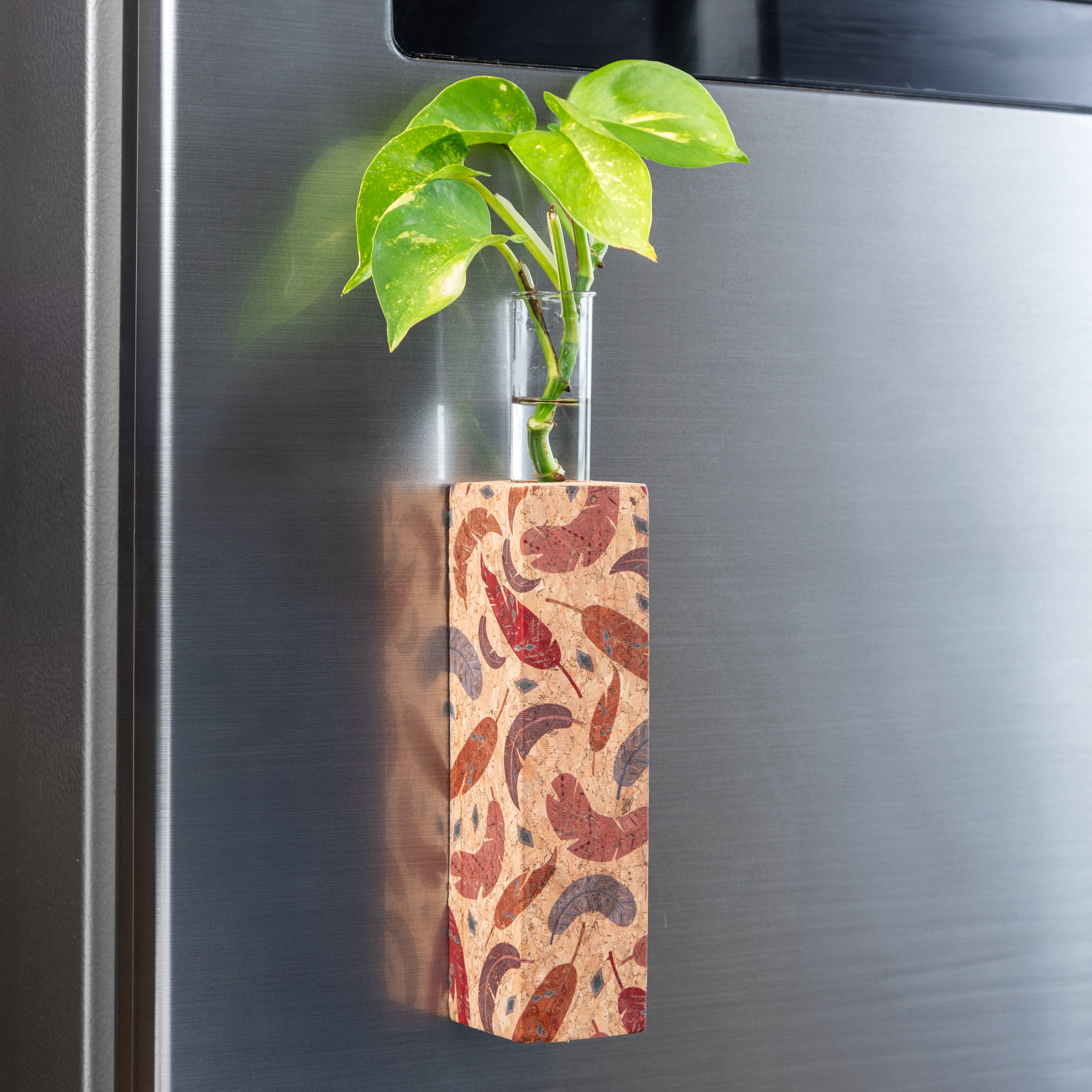 'Leafy' Cork Magnetic Planter/Vase