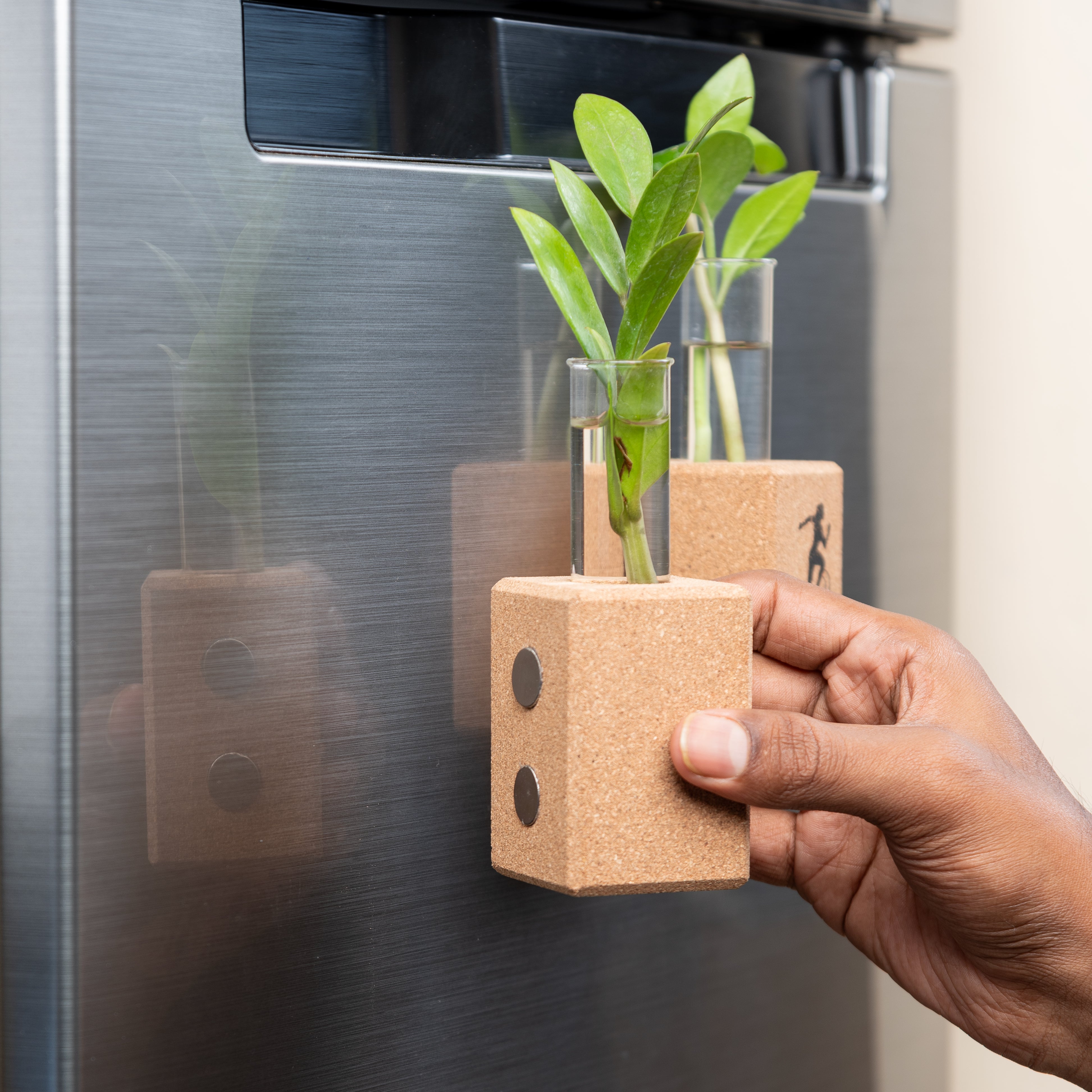 'Stay Fit' Magnetic Fridge Planters/Vase (Cork)