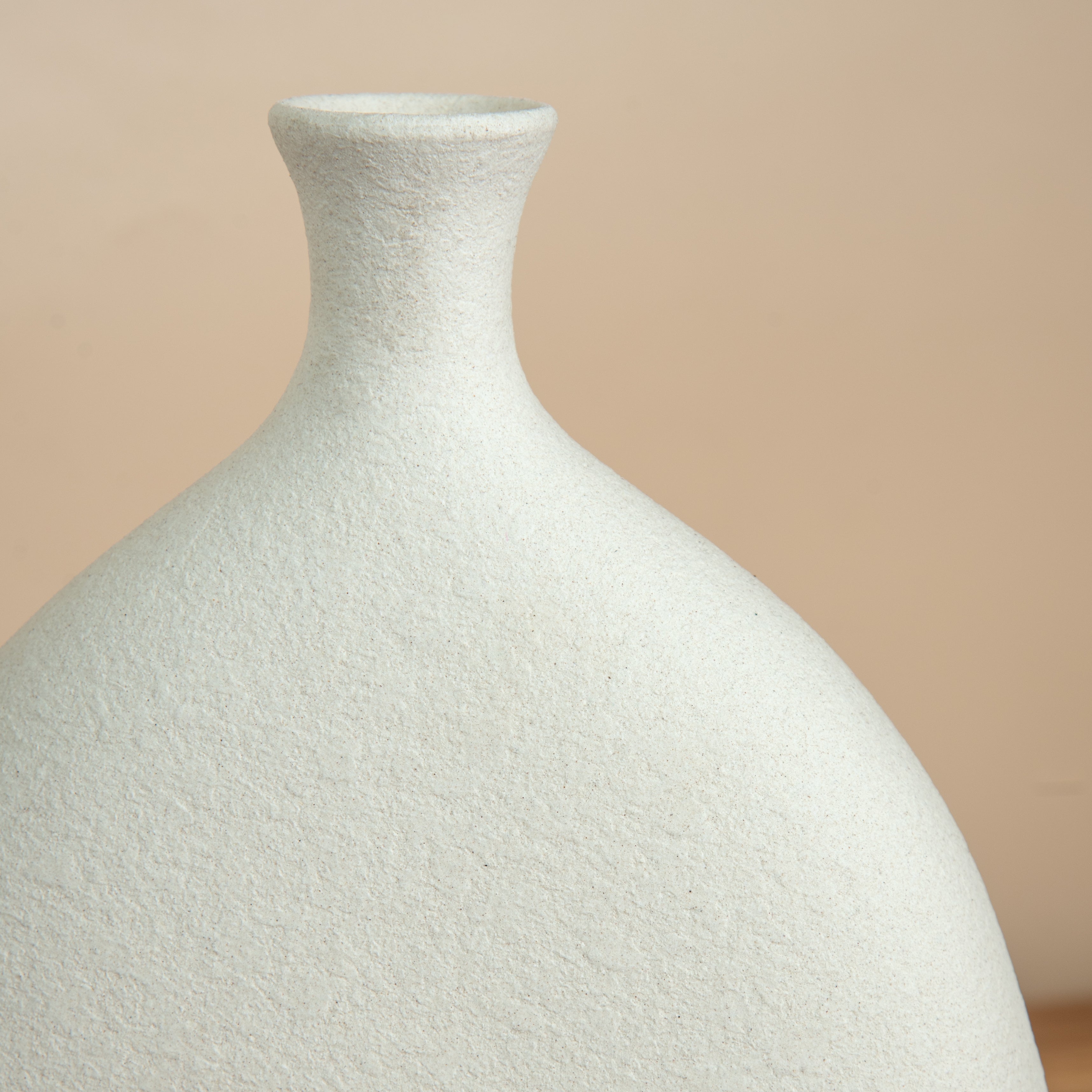 'Tranquil Sands' Ceramic Vase