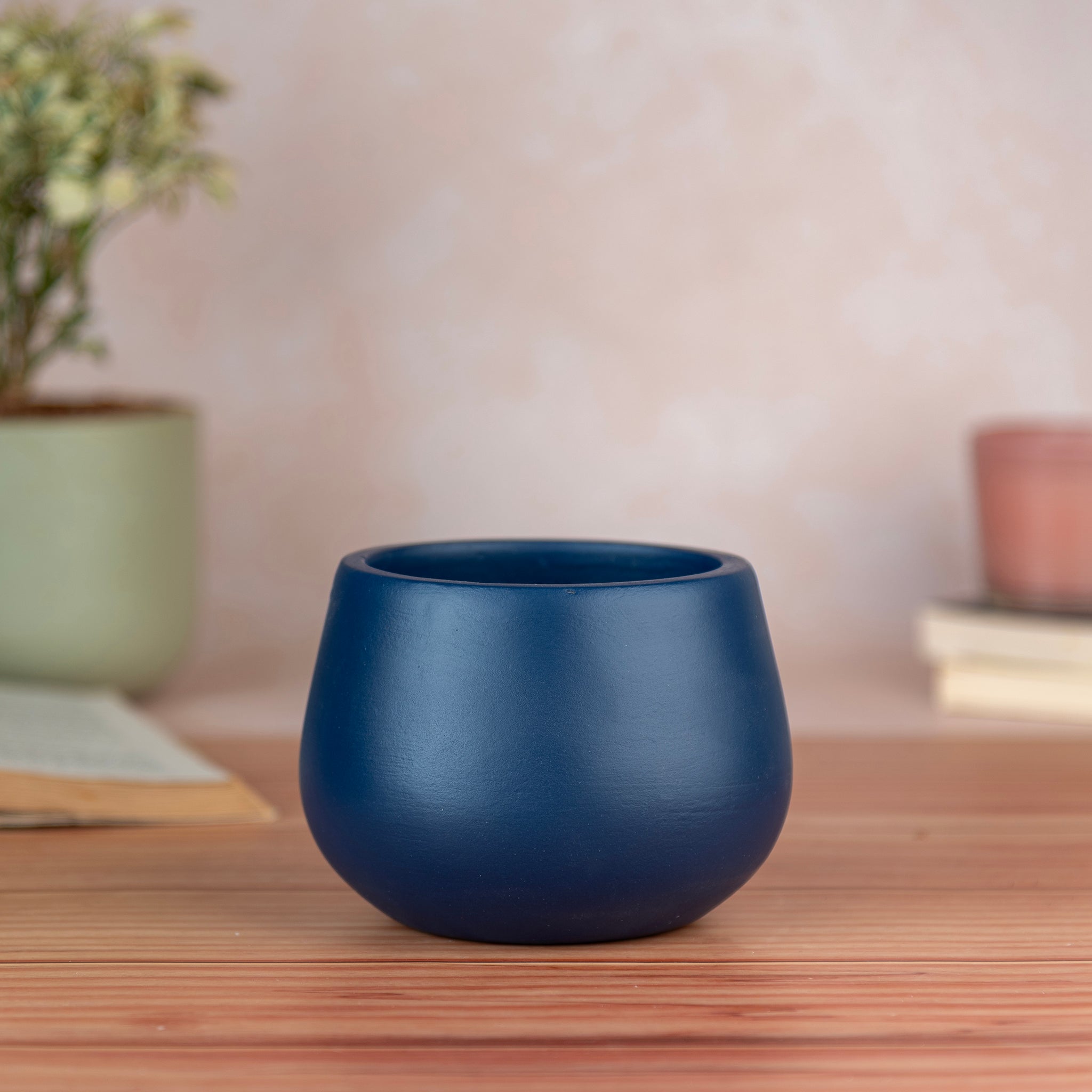 Artmansha 'Minimal' Dark Blue Terracotta Planter